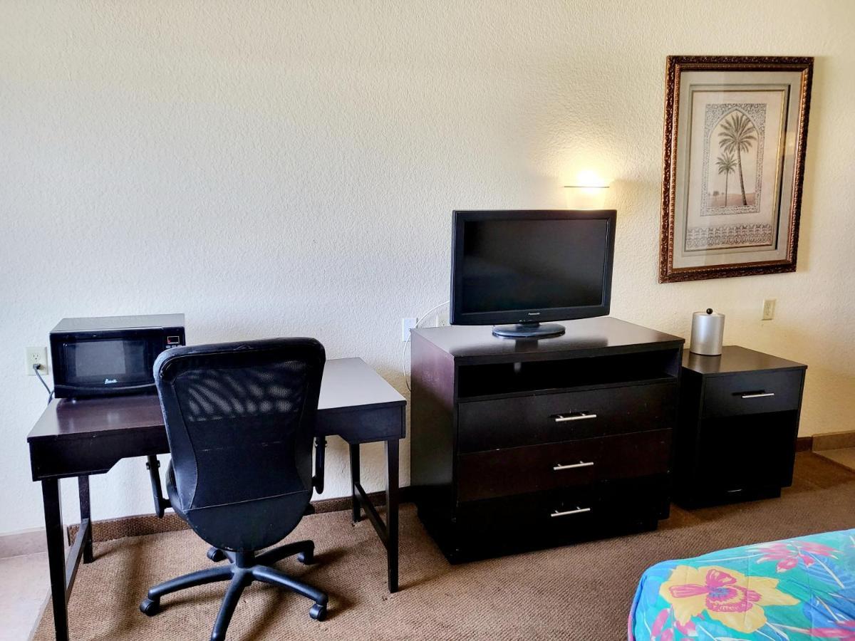 Metro Inn & Suites Jacksonville Bagian luar foto