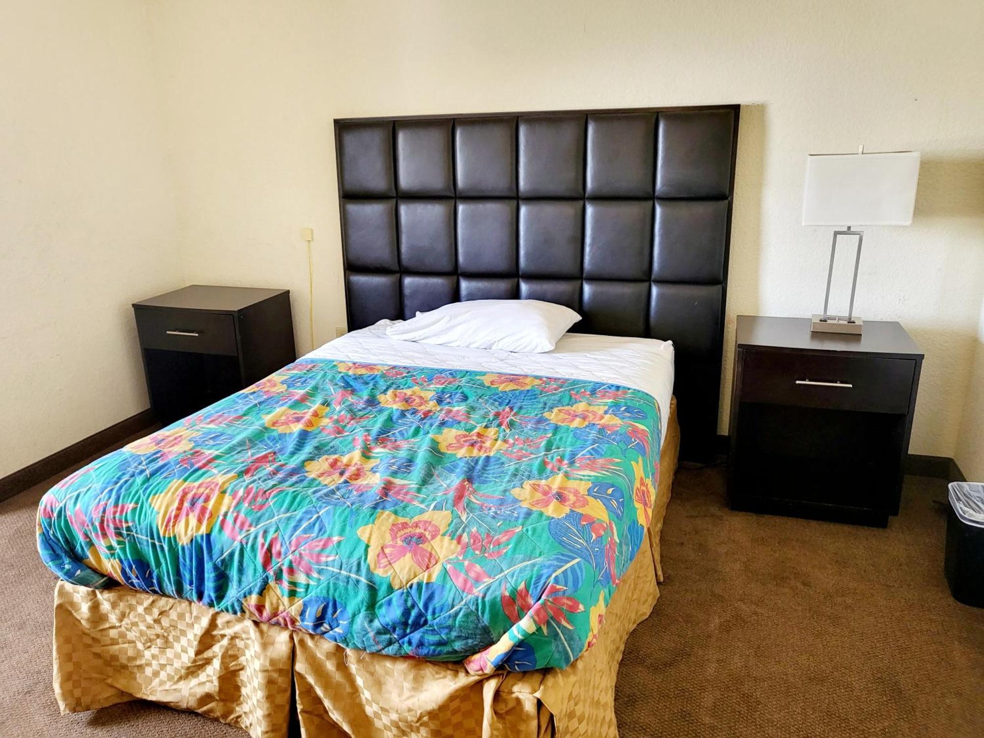 Metro Inn & Suites Jacksonville Bagian luar foto